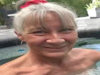 Pervertito nonnina leilani in il piscina, gratis x nominale film 69 | youporn