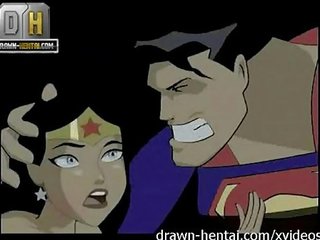 Justice league trágár videó - superman mert csoda nő