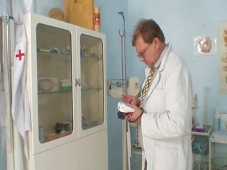 Nada Visits Her Gyno expert For adult Pussy Speculum Gyno Exam